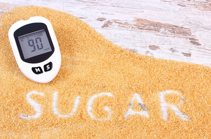 glucometer for measurement low sugar level with use of moringa